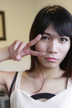 Flat-chested Thai Ladyboy can't get enough white cock